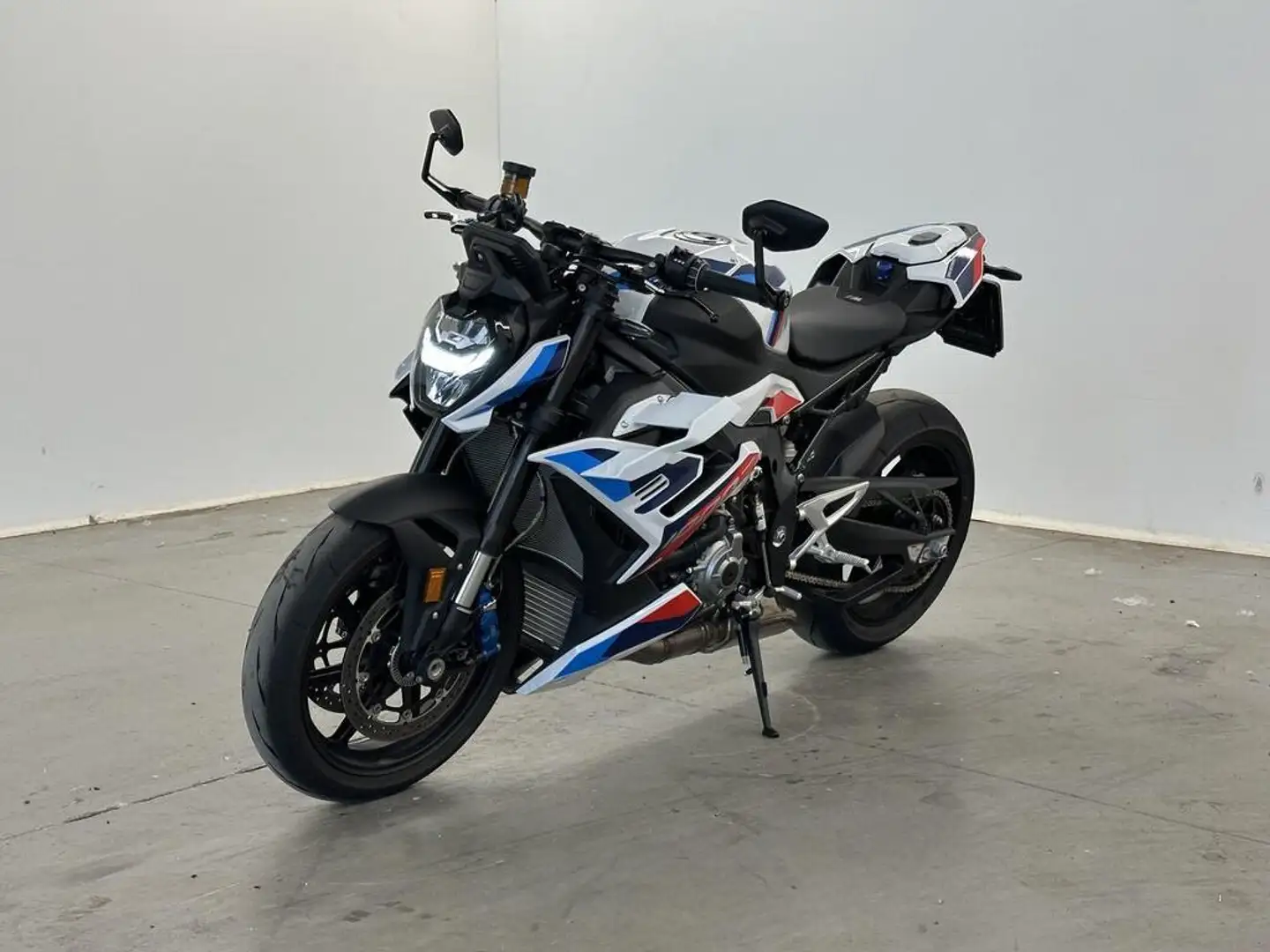 BMW M 1000 R Abs my23 - 1