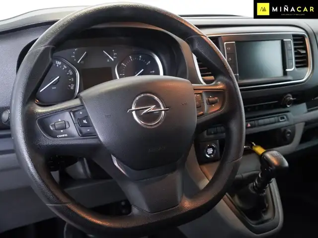 Opel Vivaro view 17
