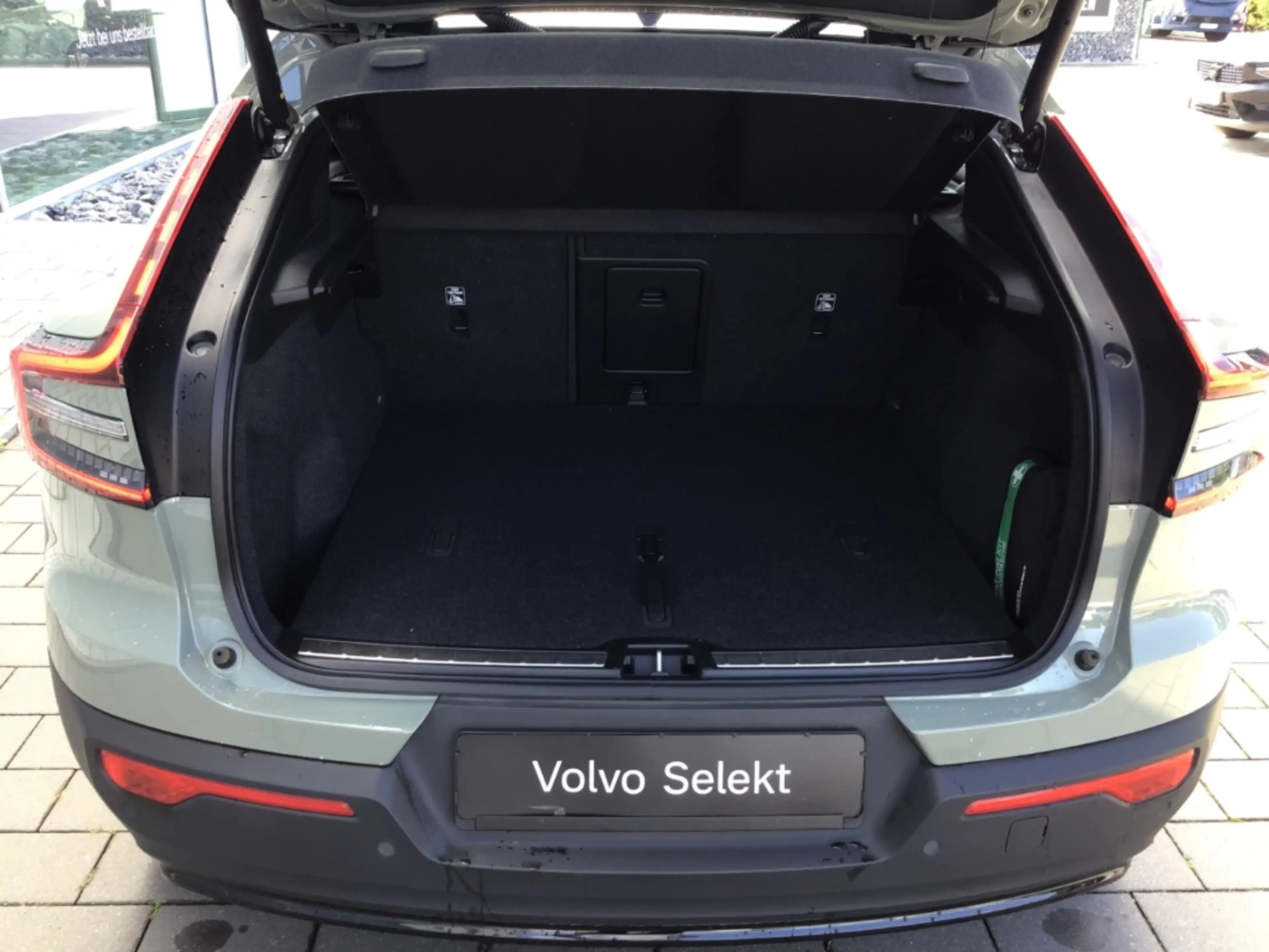 Volvo C40 Ultimate Recharge Pure Electric Stdhzg. Cam — photo 9