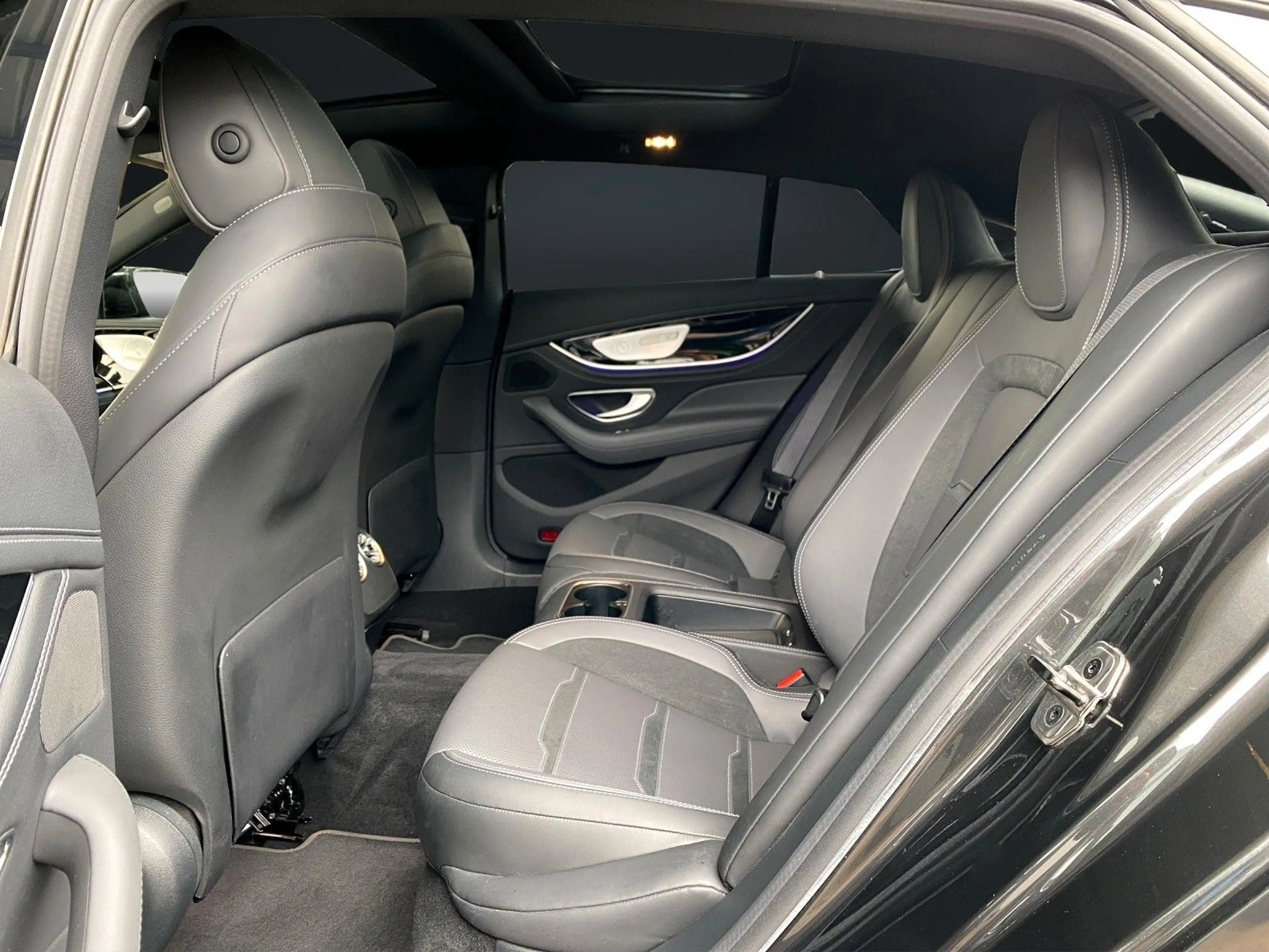 Mercedes-Benz AMG GT 43 4MATIC+ NAVI-360°KAMERA-PANORAMA-ACC — photo 14