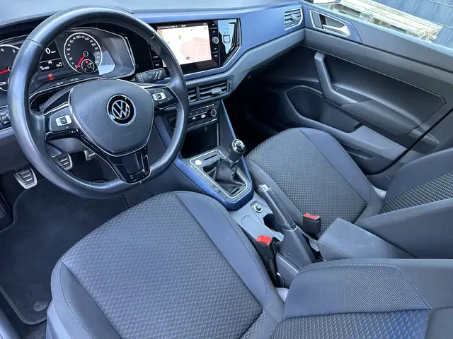 Volkswagen Polo view 9