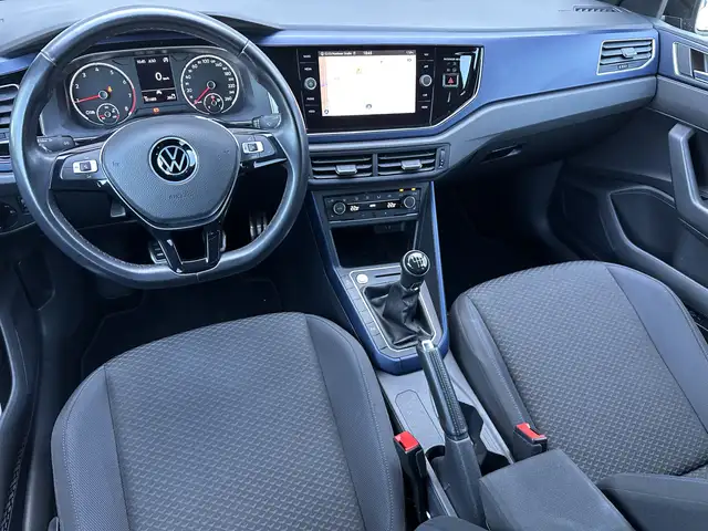 Volkswagen Polo view 12
