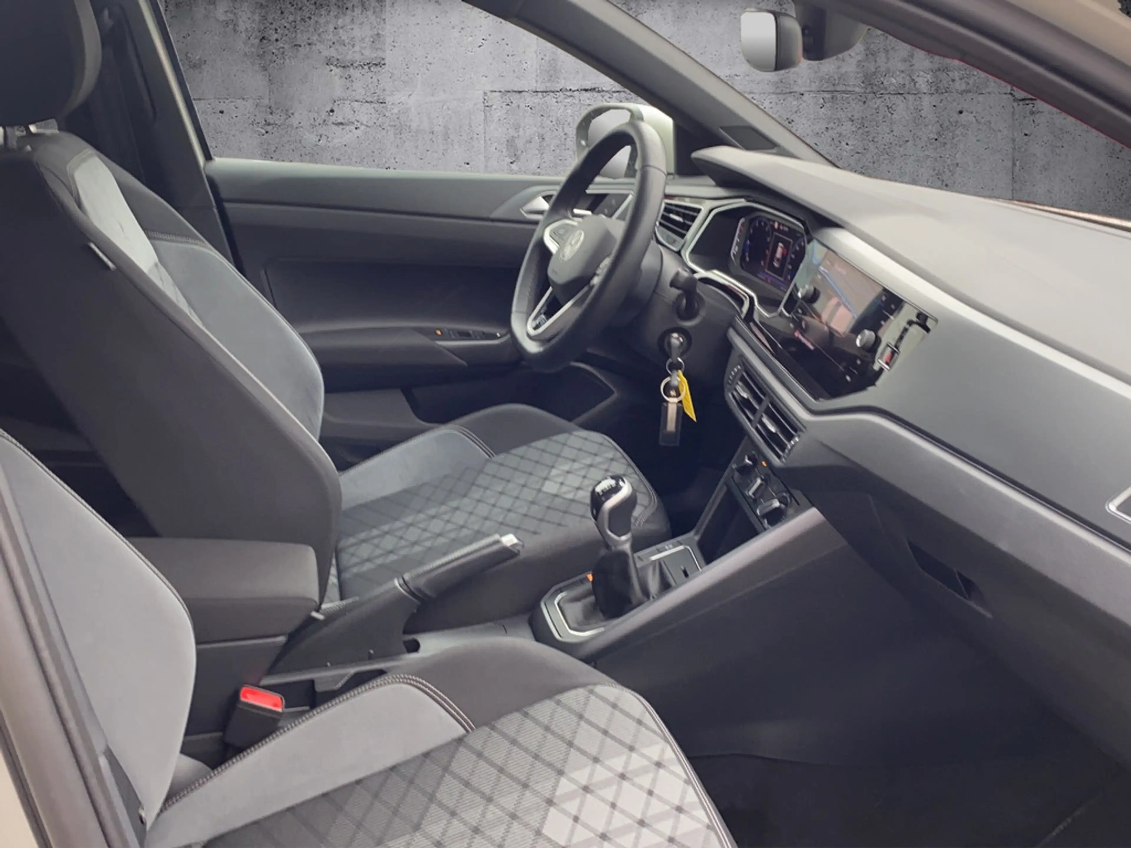 Volkswagen Taigo 1.0 TSI R-Line Matrix, Navi, App-Connect — photo 13