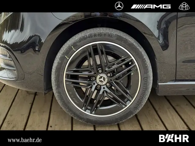 Mercedes-Benz V-Class view 6