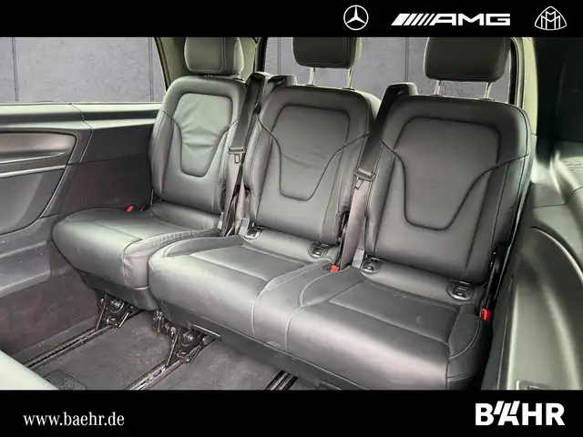 Mercedes-Benz V-Class view 9