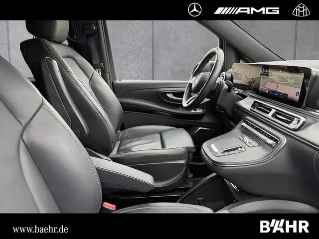 Mercedes-Benz V-Class view 5
