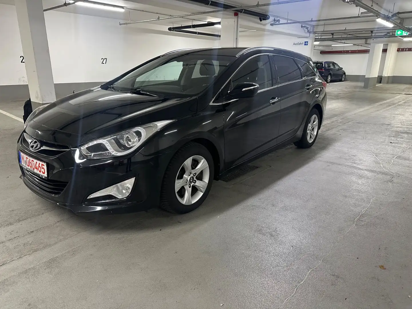Hyundai i40 cw FIFA World Cup Edition Schwarz - 1