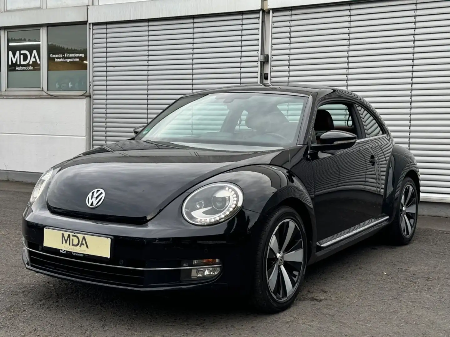 Volkswagen Beetle 2.0TDI Exclusive Sport Automatik 2.Hd Xen Schwarz - 2