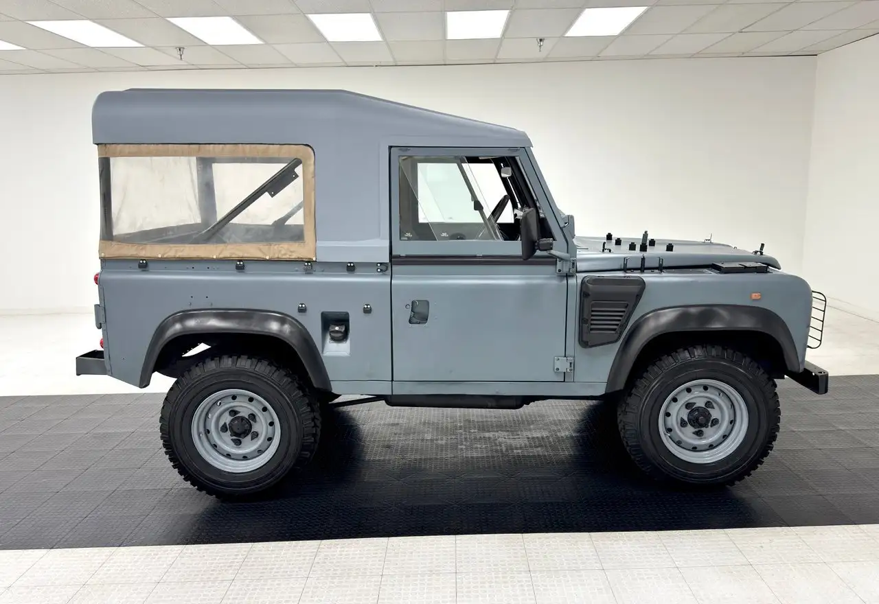 Land Rover Defender 110, foto 6