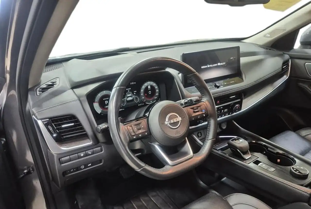 Nissan Rogue снимка Nissan Rogue