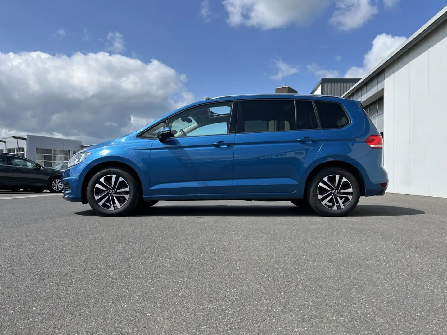 Volkswagen Touran 2.0 TDI UNITED 156€ m. 20% Anzahlung AHK Panoram Bleu - 2