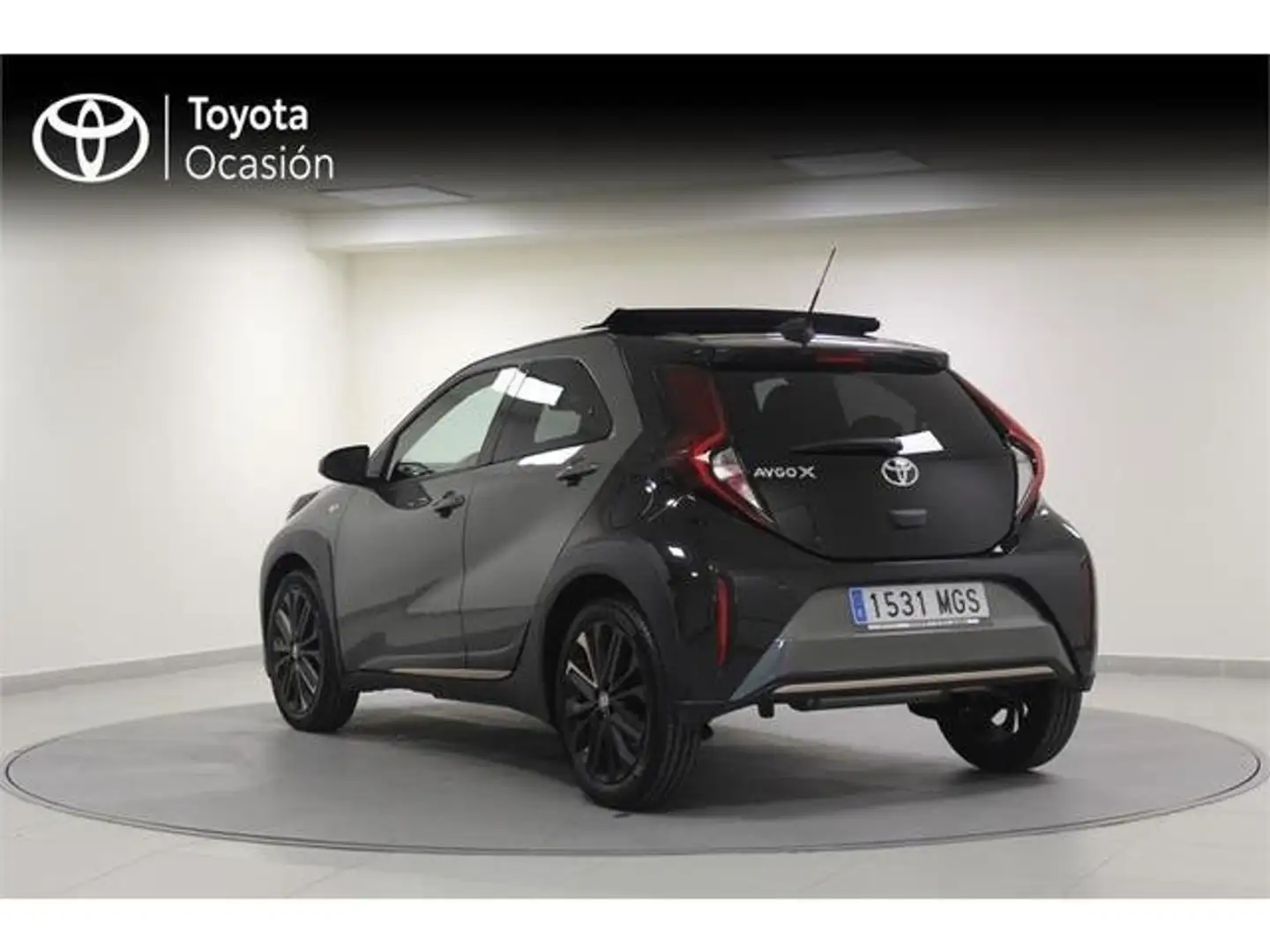 Toyota Aygo X Like s-CVT Verde - 2