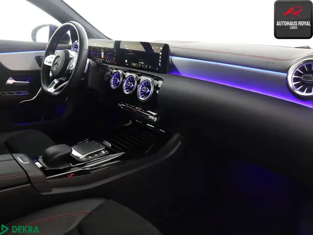 Mercedes-Benz Cla Class view 11