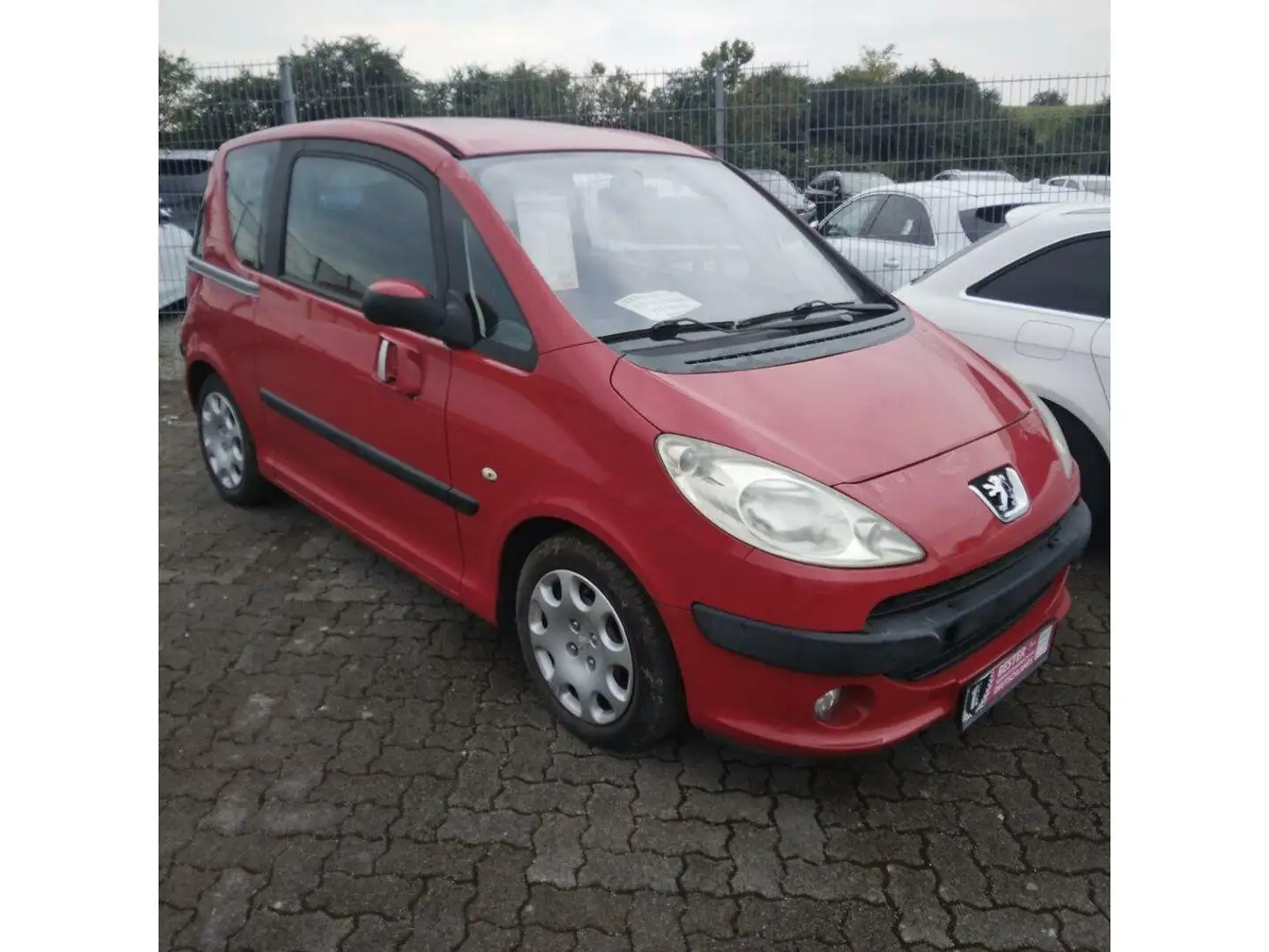Peugeot 1007 1.4 Verkauf NUR an Gewerbe+Händler+Bastler Red - 1