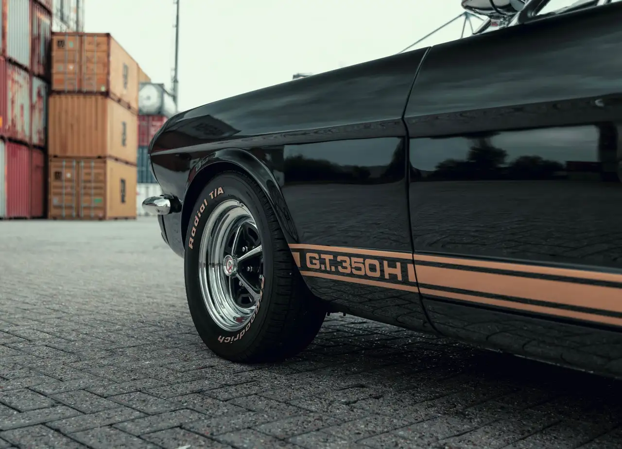 Ford Mustang fastback Hertz tribute, foto 4