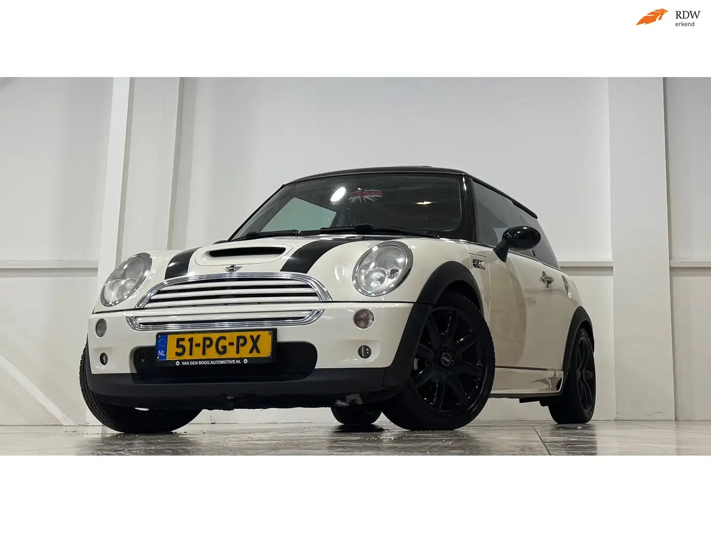 MINI Cooper S Mini 1.6i 163pk 17"LM velgen Mooi! Nieuwe APK Weiß - 1