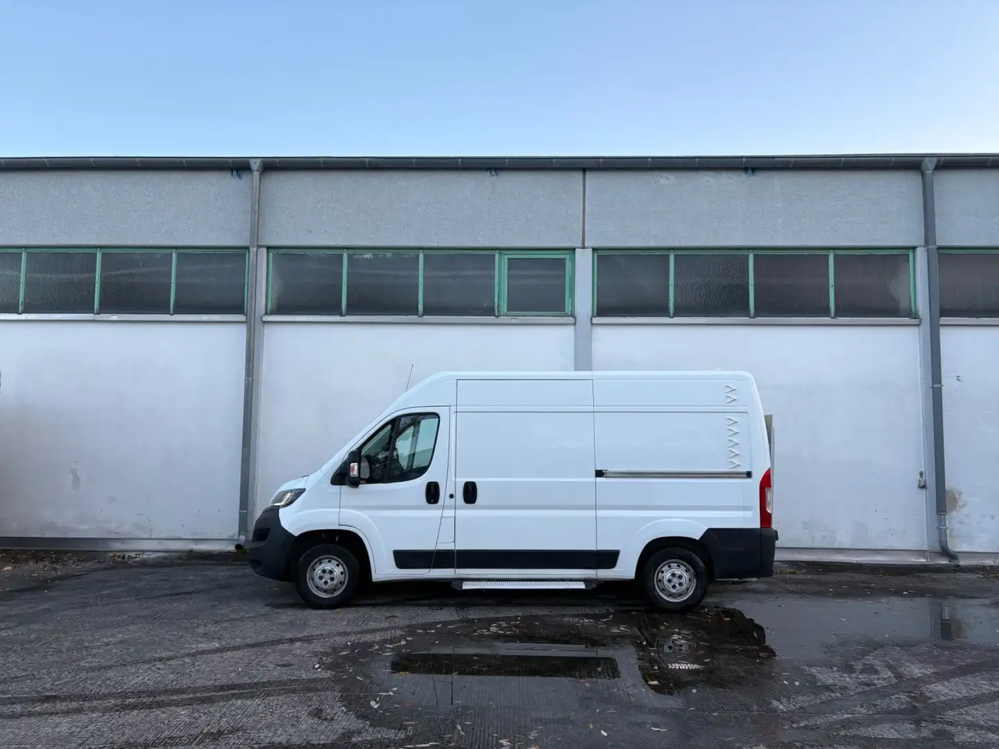 Peugeot Boxer Kasten 330 L2H2 Premium, Lift, Standheiz. Weiß - 2