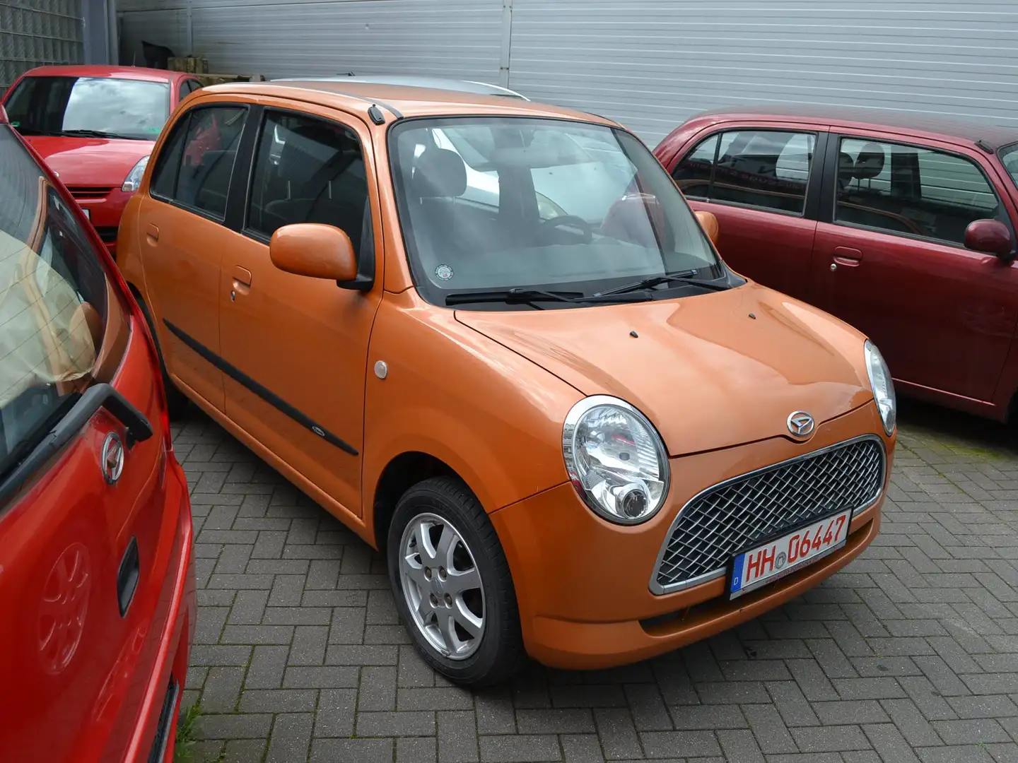 Daihatsu Trevis 1.0 Momo Ganzjahresreifen II Hand Viele Neuteile Orange - 2