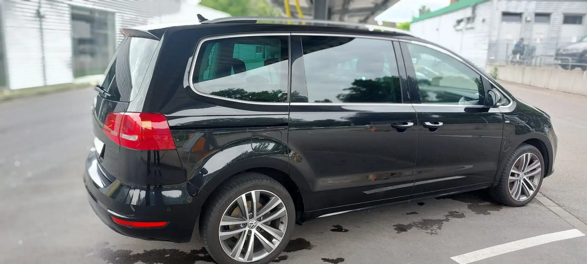 Volkswagen Sharan Comfortline BMT 2,0 TDI DSG - 2