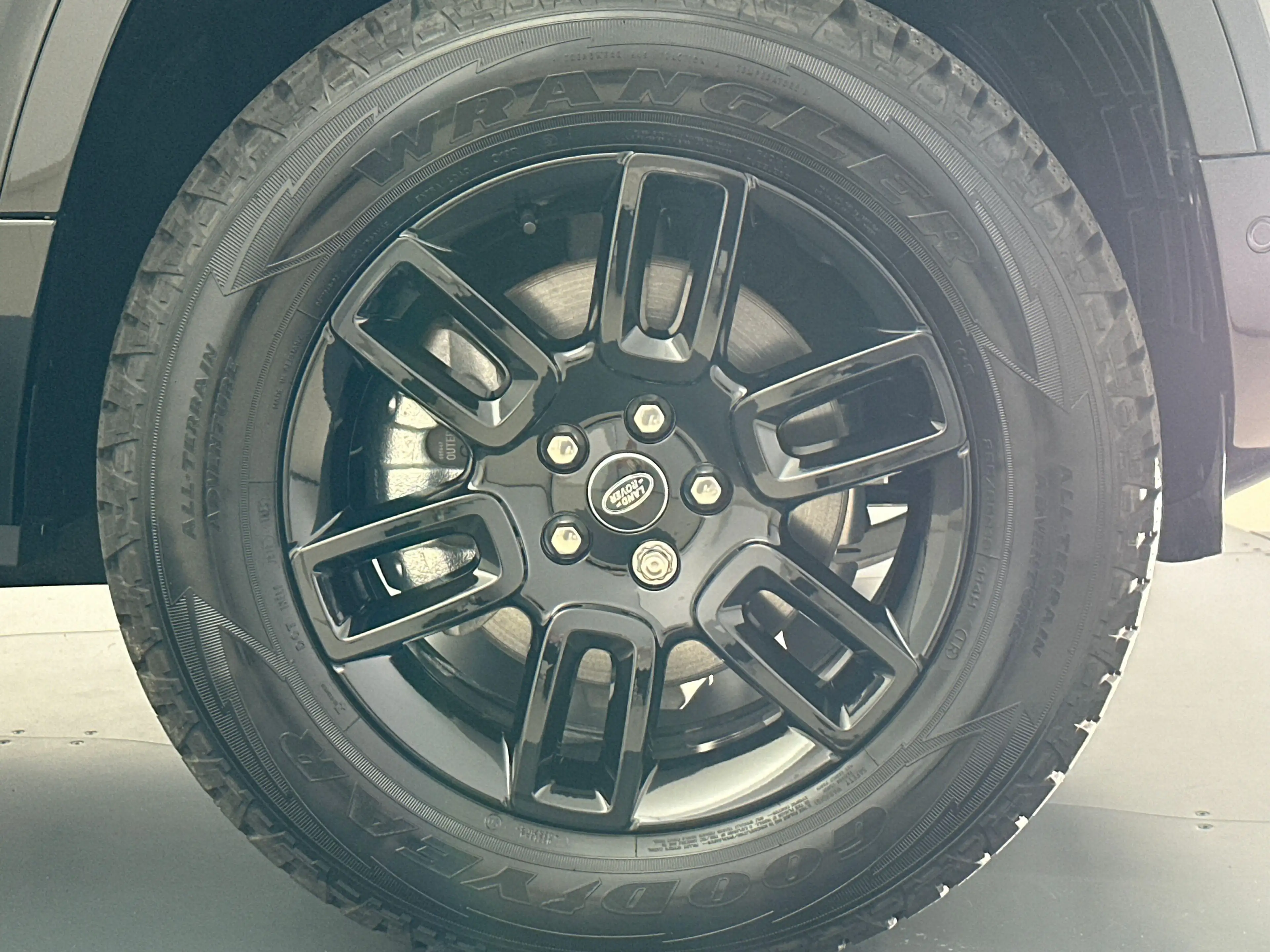 Land Rover Defender 110 D200 S AWD Auto. 25.5MY Lichte Vracht — photo 9