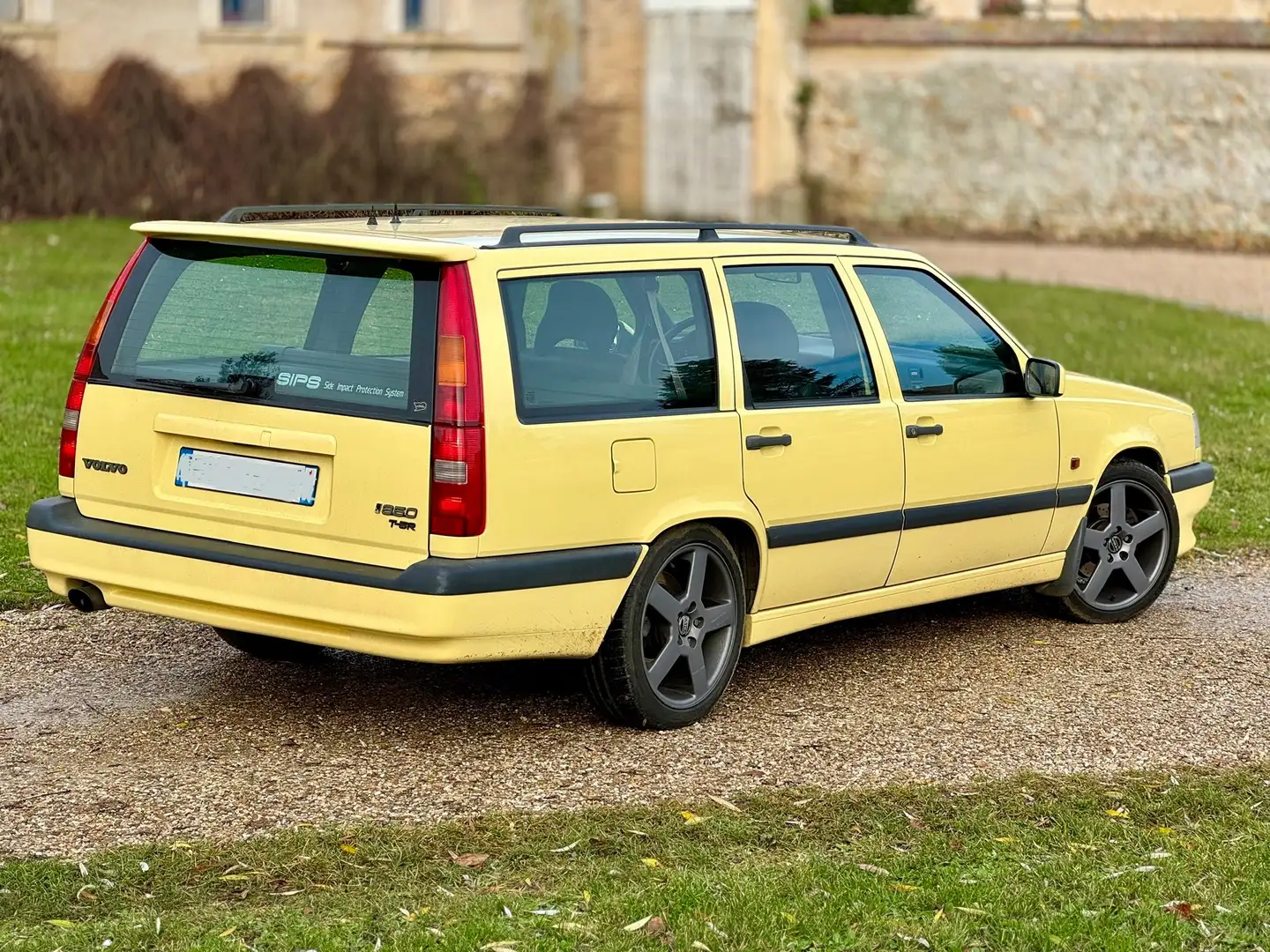 Volvo 850 žuta - 2