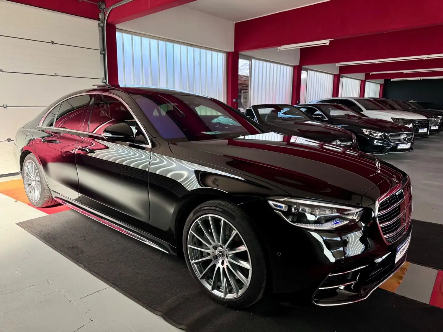 Mercedes-Benz S 400 d 4M AMG Pano FondEntrtainment Distronic 20 crna - 2