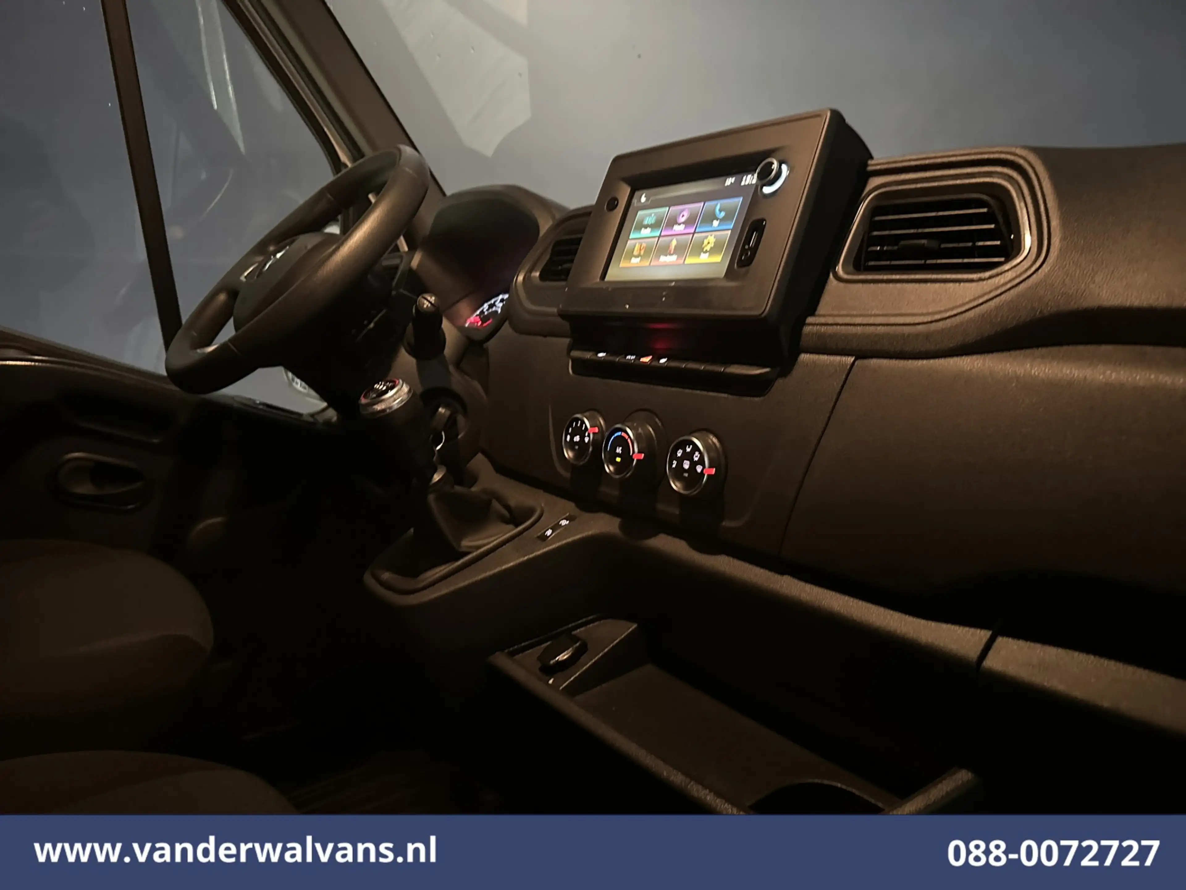 Renault Master 2.3 dCi 136pk L2H2 Euro6 Airco | Navigatie | Camer — photo 15