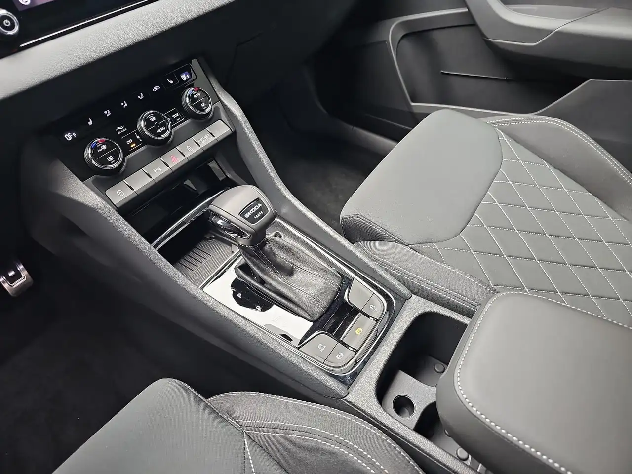 Skoda Karoq 2026 — фото 13