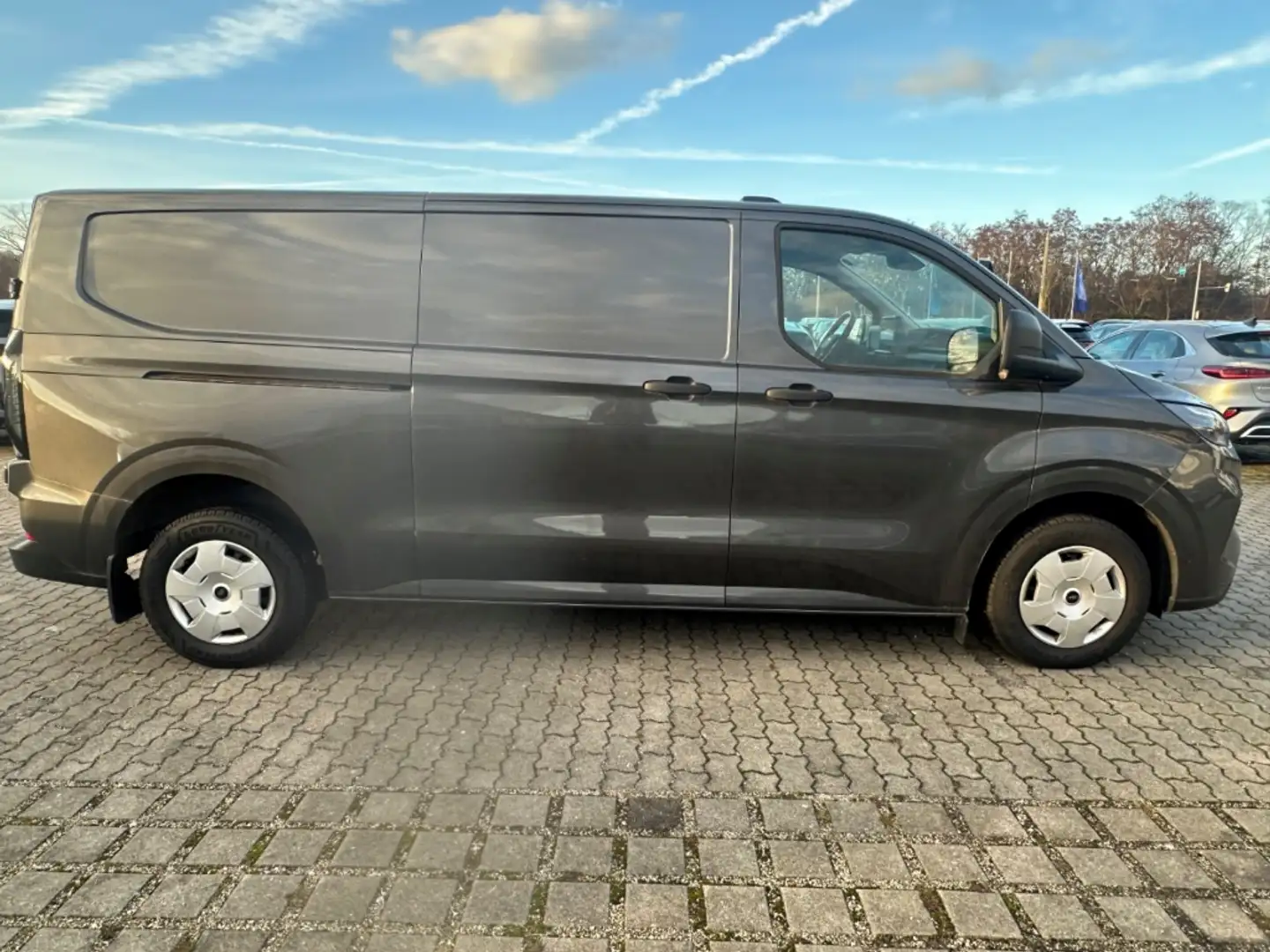 Ford Transit Custom Kasten 320 L2 Trend FWD 2.0 DAB Grau - 2