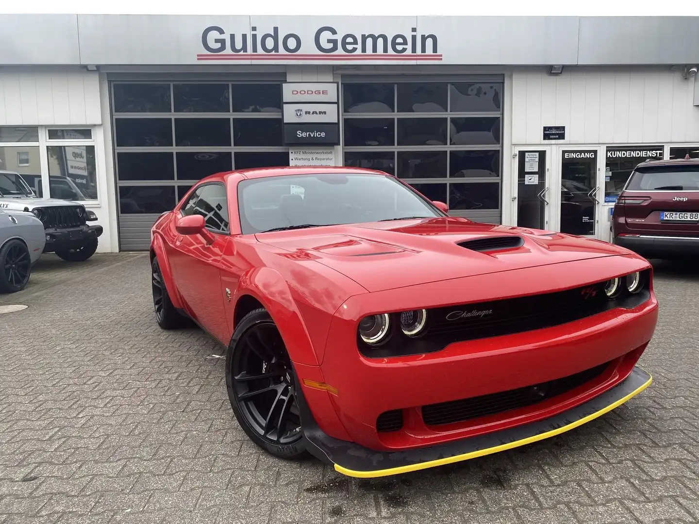 Dodge Challenger R/T Scat Pack Widebody Last Call Red - 1