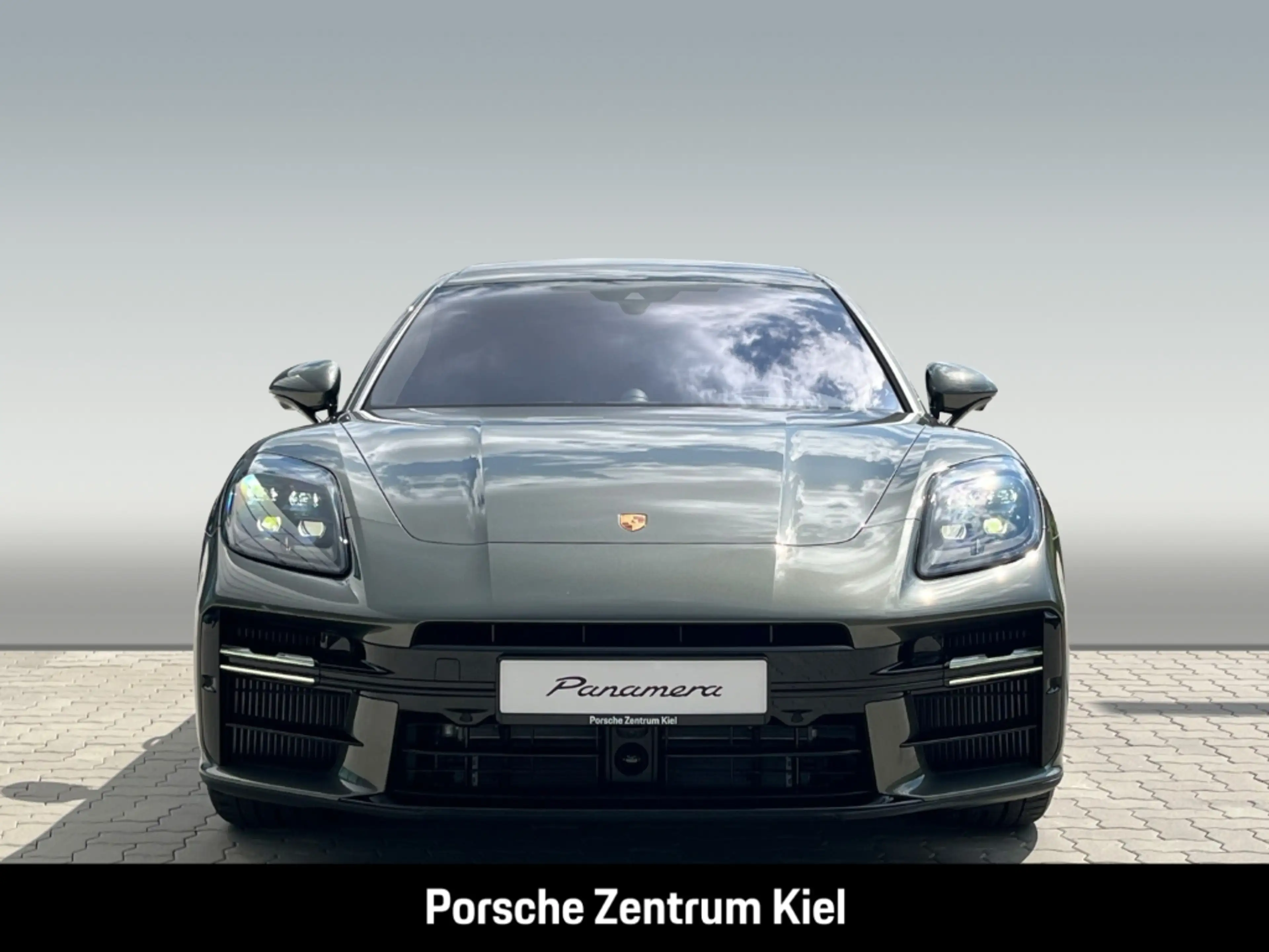 Porsche Panamera 4 E-Hybrid HA-Lenkung InnoDrive HUD — photo 4