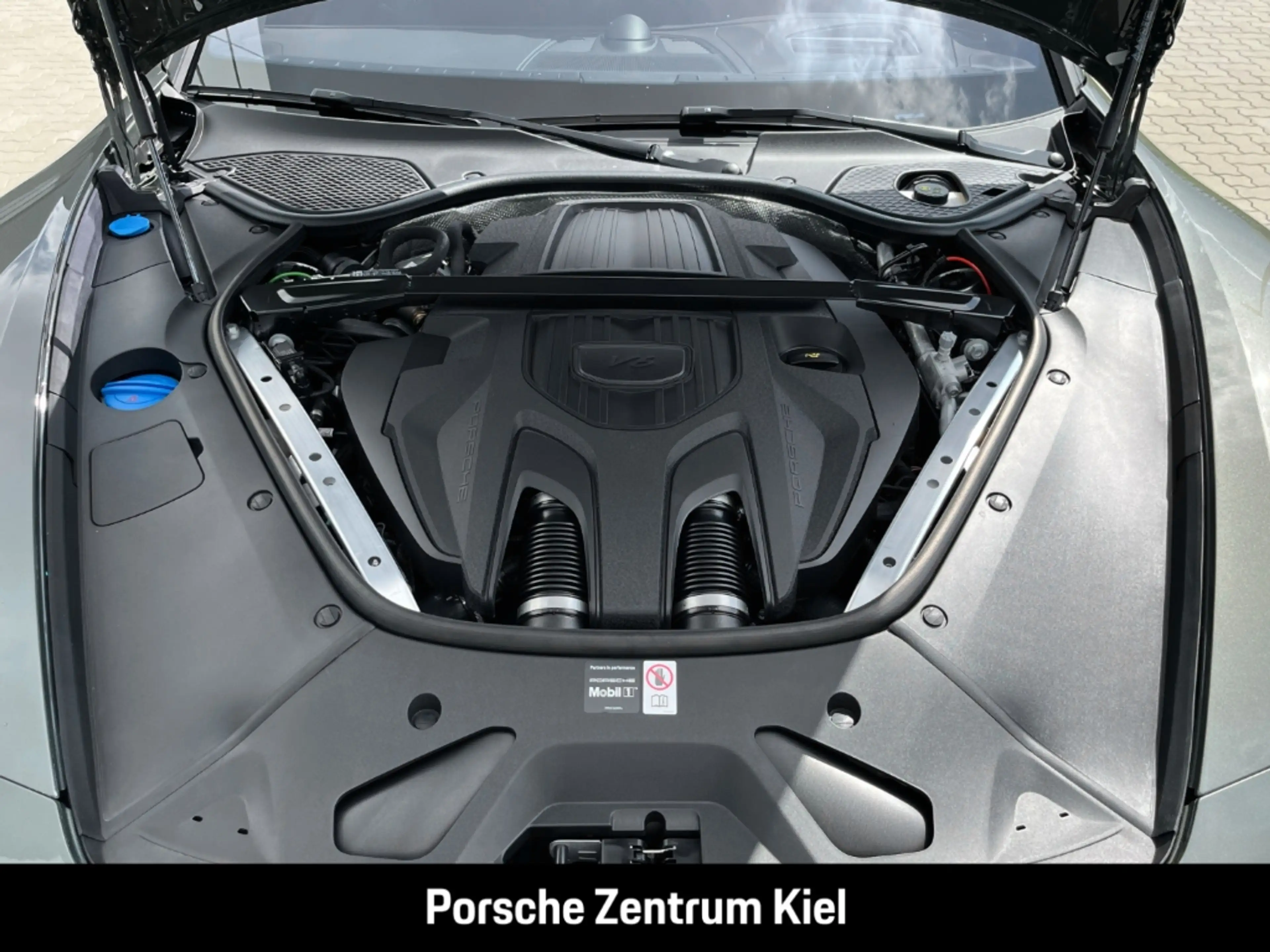 Porsche Panamera 4 E-Hybrid HA-Lenkung InnoDrive HUD — photo 14