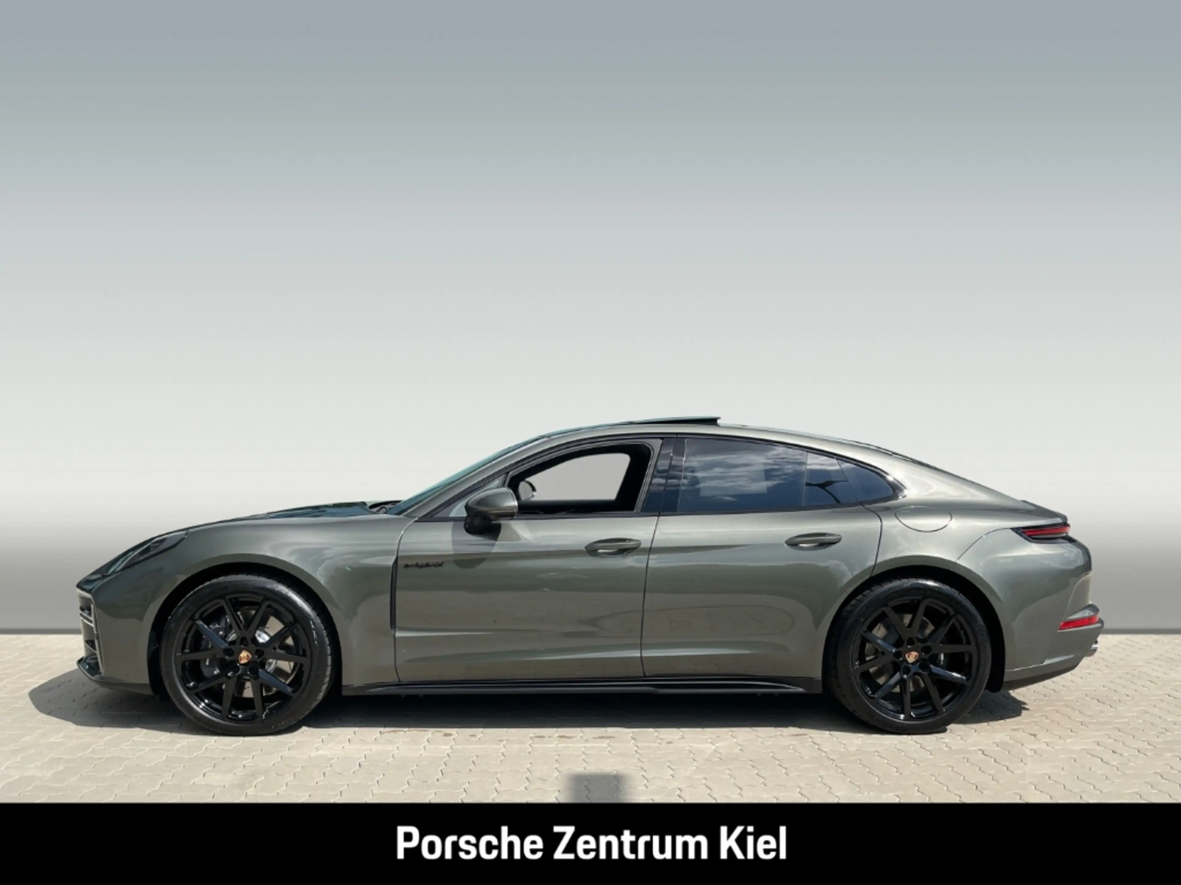Porsche Panamera 4 E-Hybrid HA-Lenkung InnoDrive HUD — photo 2