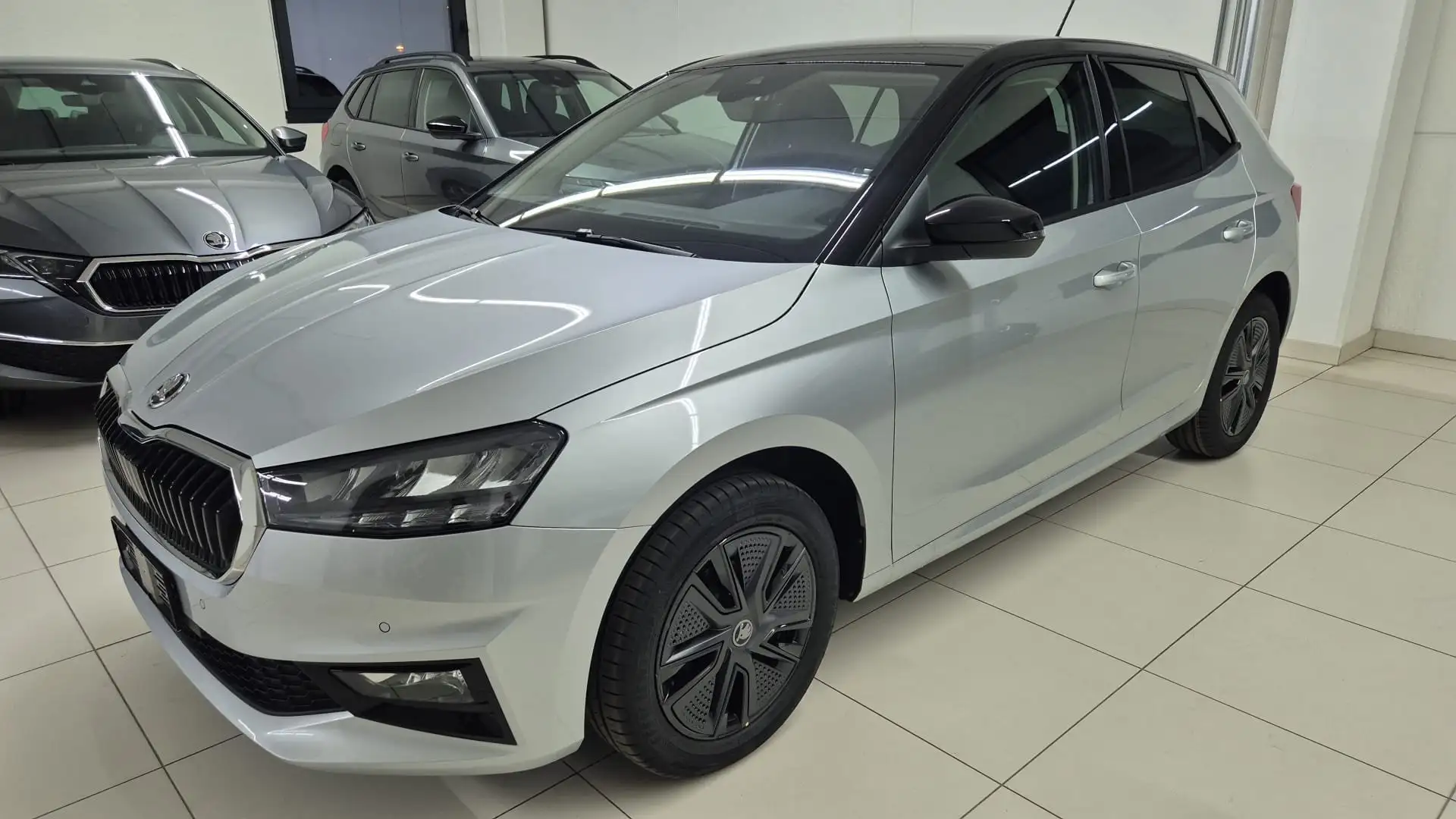Skoda Fabia 1.0 MPI EVO 80 CV 130 Edition+LIGHT& VIEV PACK Argent - 1