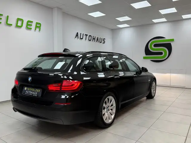 BMW 5 Series view 7