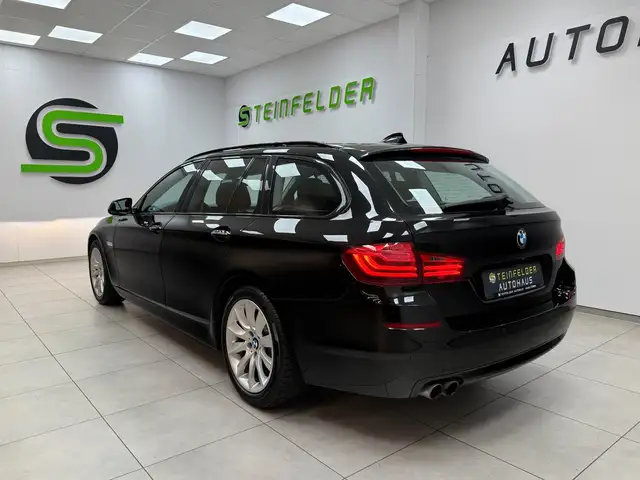 BMW 5 Series view 5