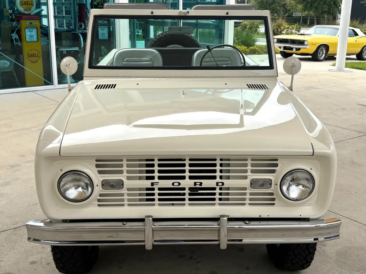 Ford Bronco U13 Roadster, foto 3