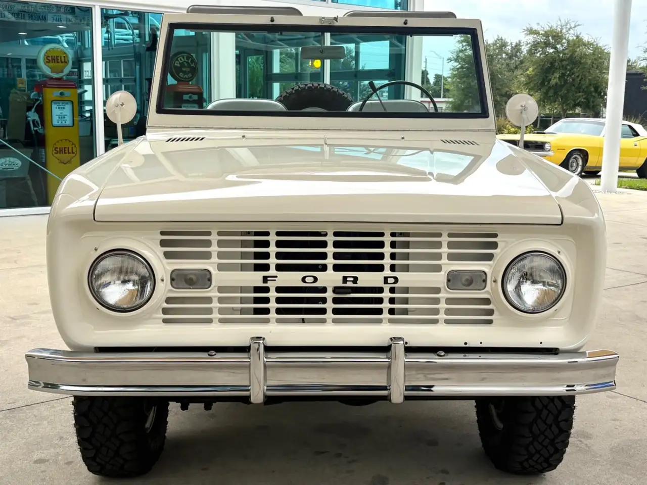 Ford Bronco U13 Roadster, foto 2