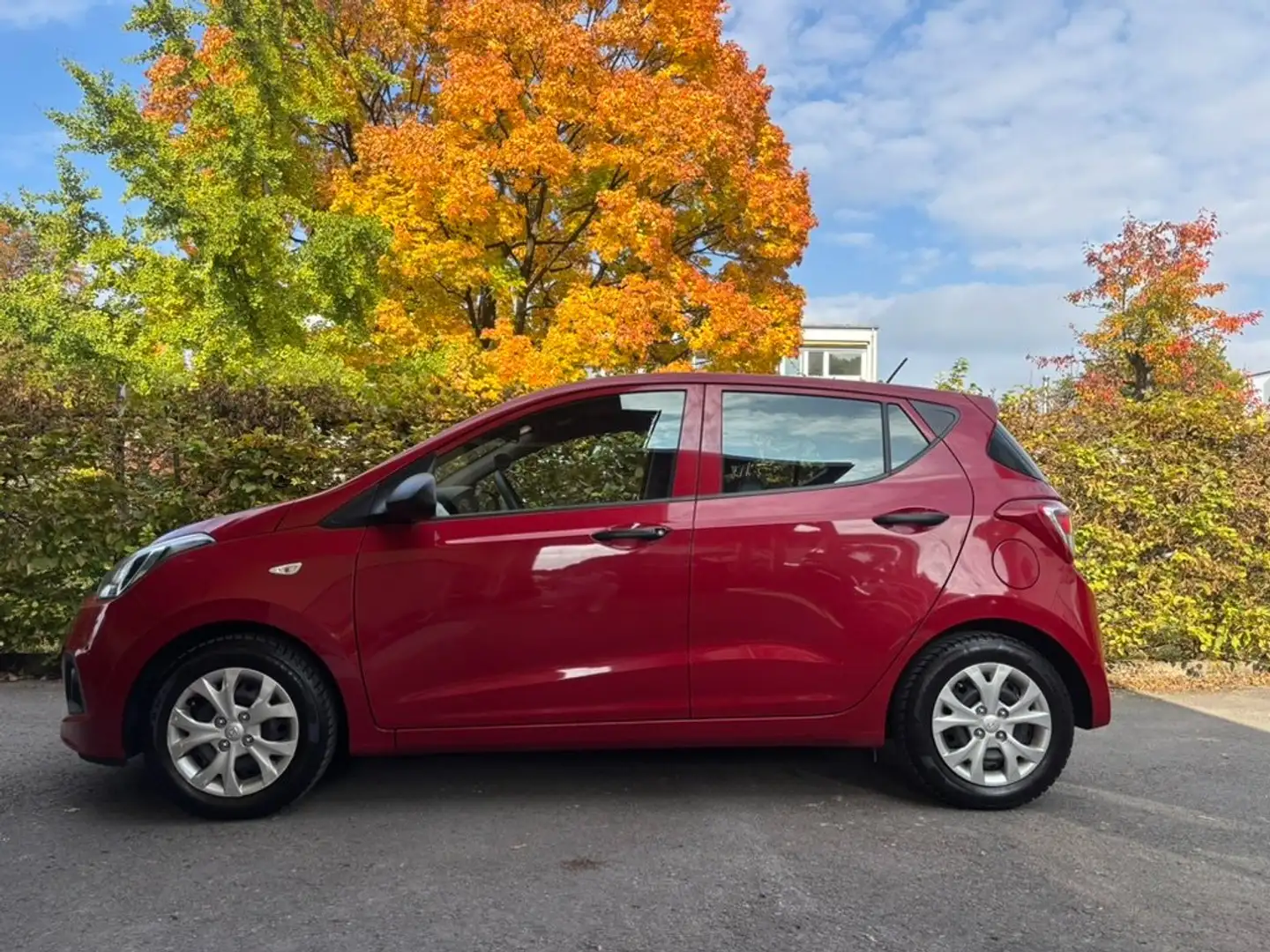 Hyundai i10 Classic Rot - 2