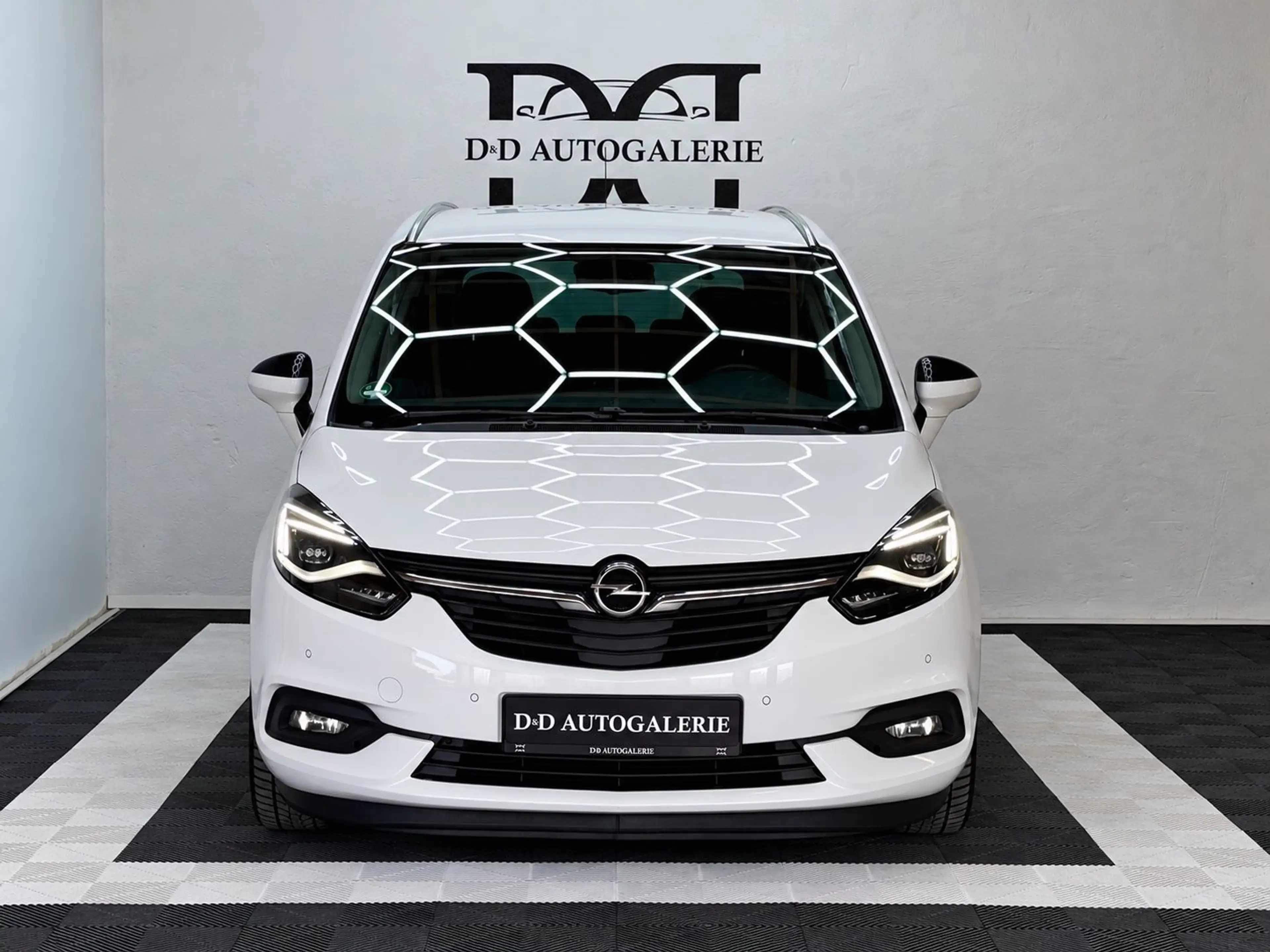 Opel Zafira 7-Sitzer|LED|Navi|R-Kam|ACC|LHZ|SHZ|2.HD| — photo 2