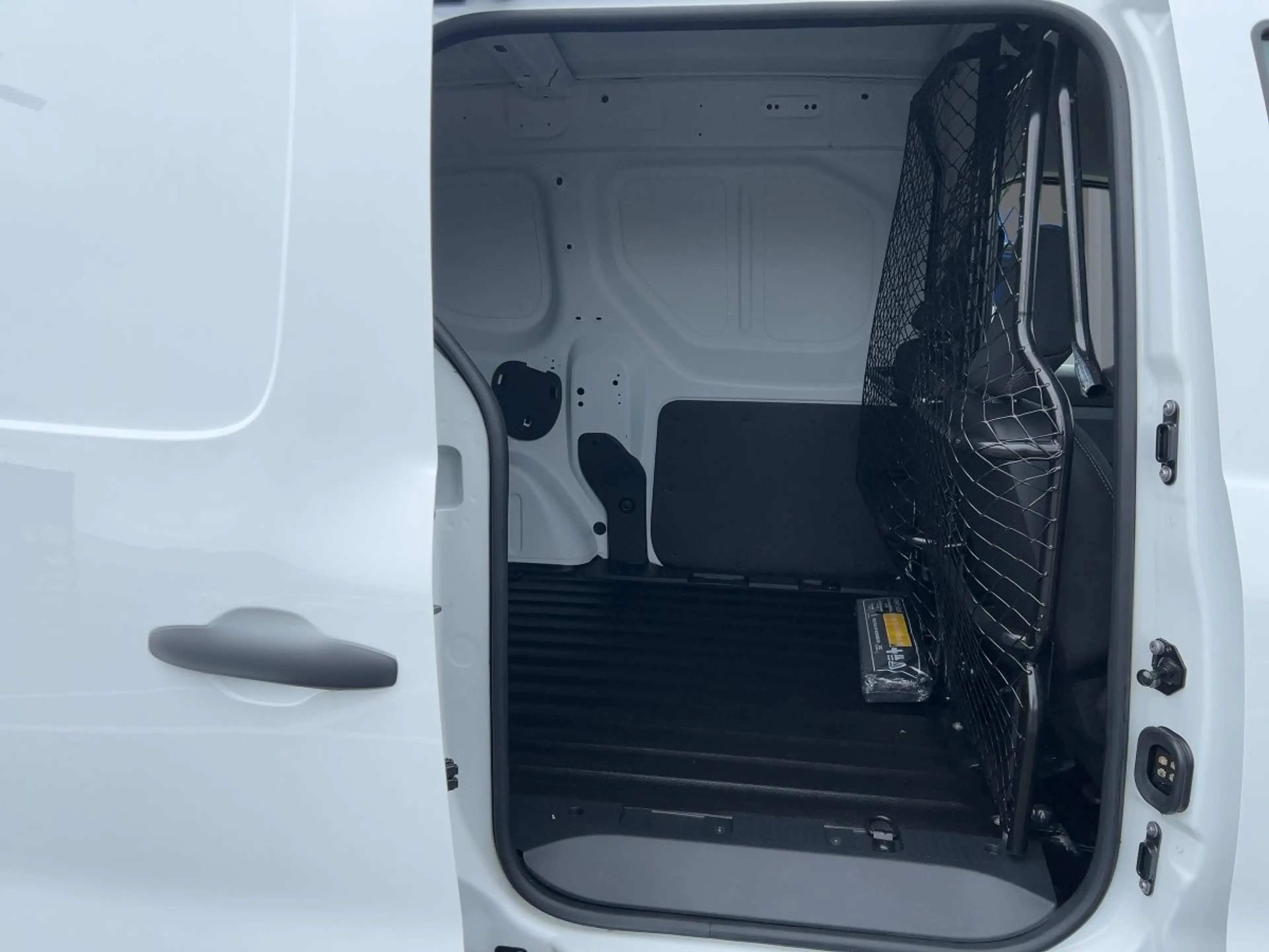 Renault Express EXTRA dCi 95 EINPARKHILFE HINTEN — photo 9