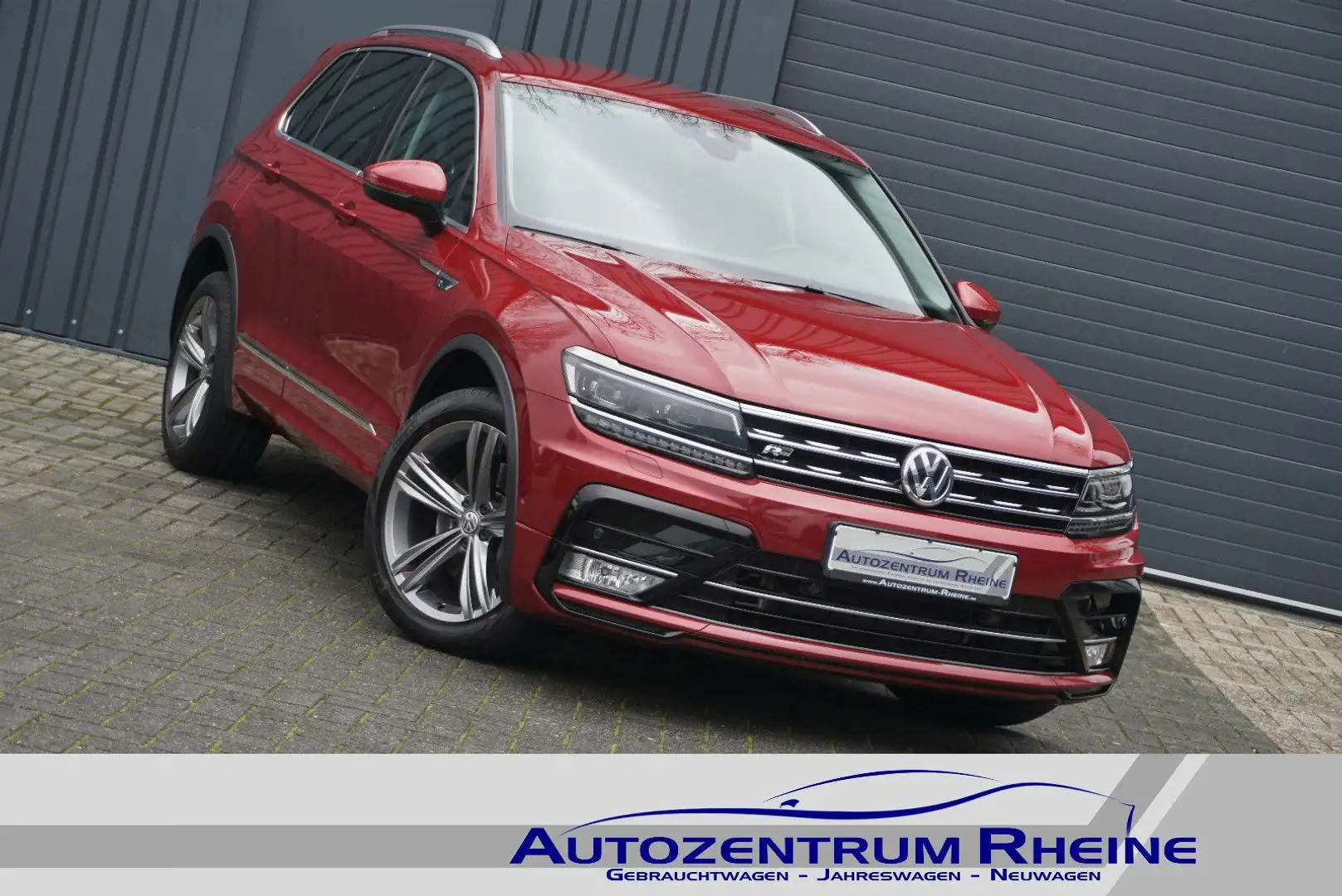 Volkswagen Tiguan R-Line 4Motion Nav SHZ ACC RFK Leder DSG Rood - 1