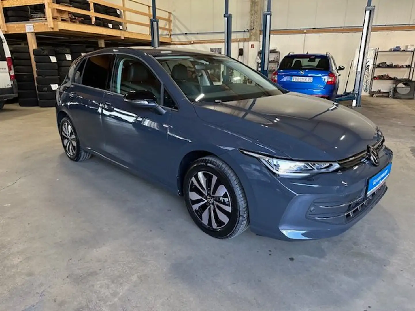 Volkswagen Golf 1.5 TSI 85 kW Goal Gris - 1