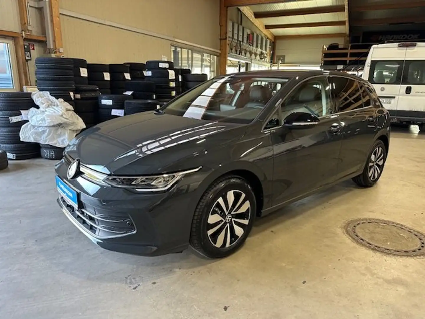 Volkswagen Golf 1.5 TSI 85 kW Goal Gris - 2