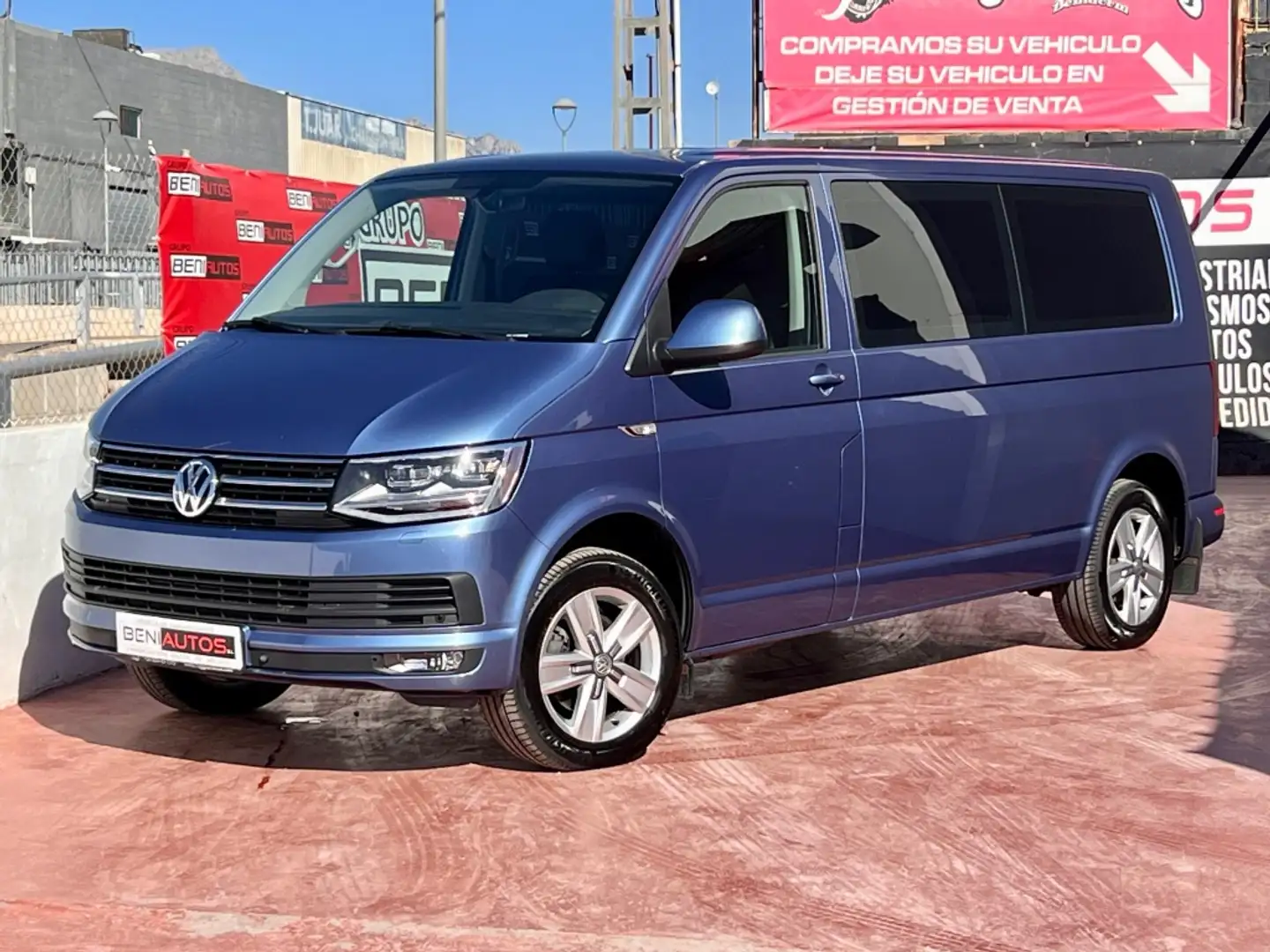 Volkswagen T5 Caravelle 2.0TDI BMT Comfortline Ed.L DSG Bleu - 2