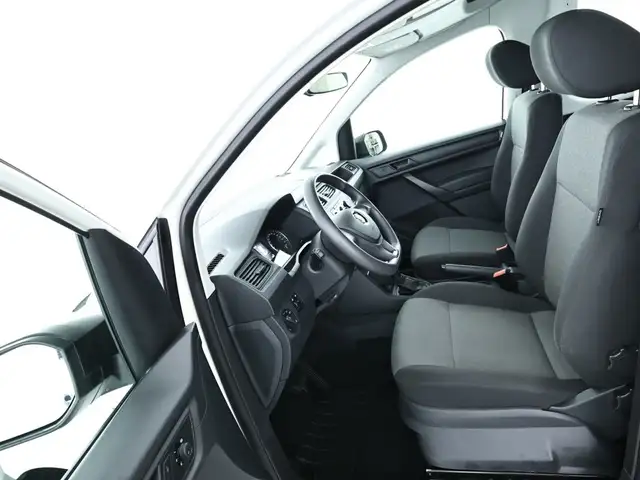 Volkswagen Caddy view 8
