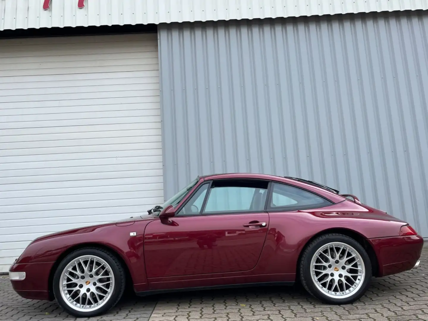 Porsche 993 911 Targa *Deutsch* Scheckheft Tiptronic Rouge - 2