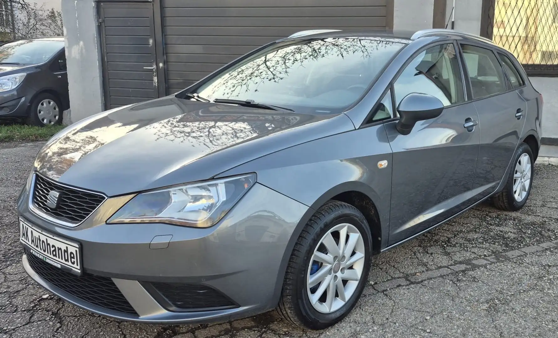 SEAT Ibiza ST Style Klima Tüv & Service Neu Grau - 1