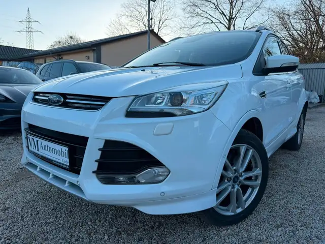 Ford Kuga EcoBoost 4x4 Pano*AWR*Kamera*Tempomat