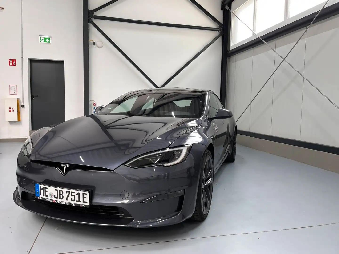 Tesla Model S S Plaid mit FSD, Yoke, 21", AHK Grau - 1